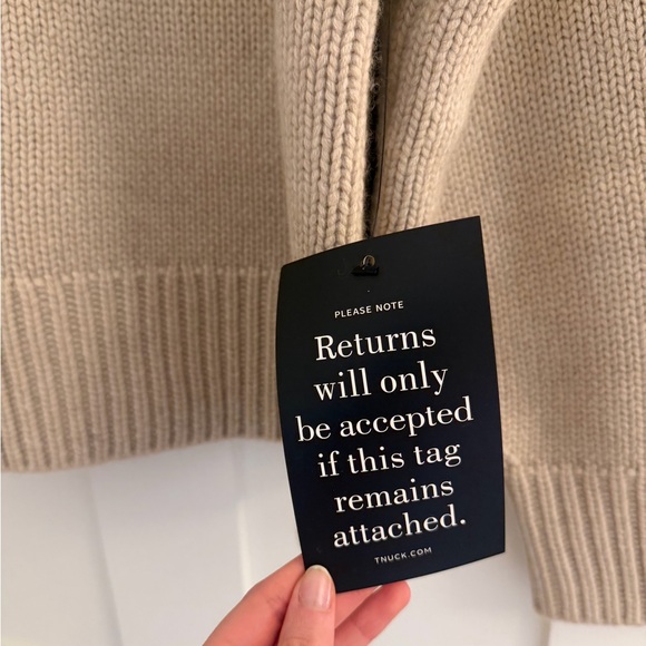 NWT Tuckernuck Genevieve Cashmere Wool Blend Crewneck Sweater in Sandstone - Picture 7 of 7